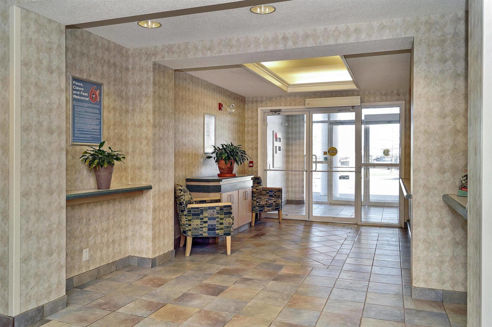 Hotel 6-peterborough, On Peterborough