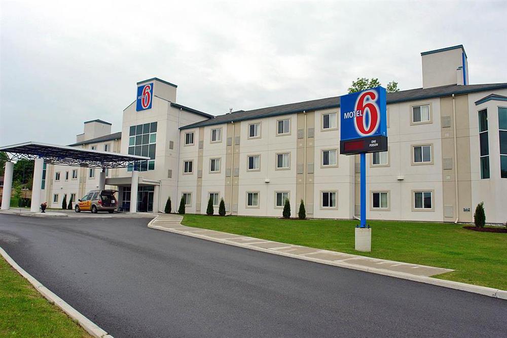 Hotel 6-peterborough, On